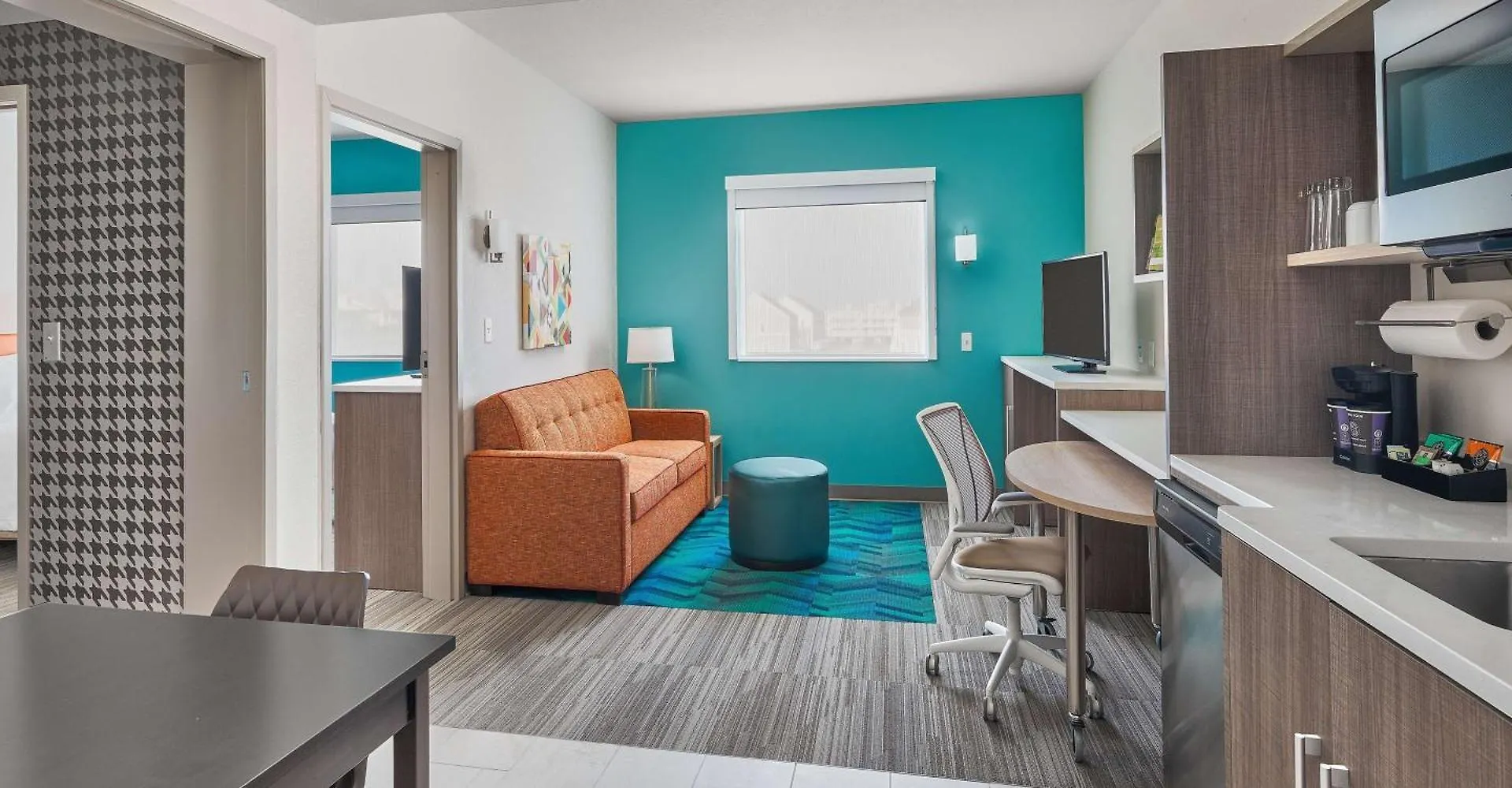 Home2 Suites By Hilton Ocean City Bayside 3*,