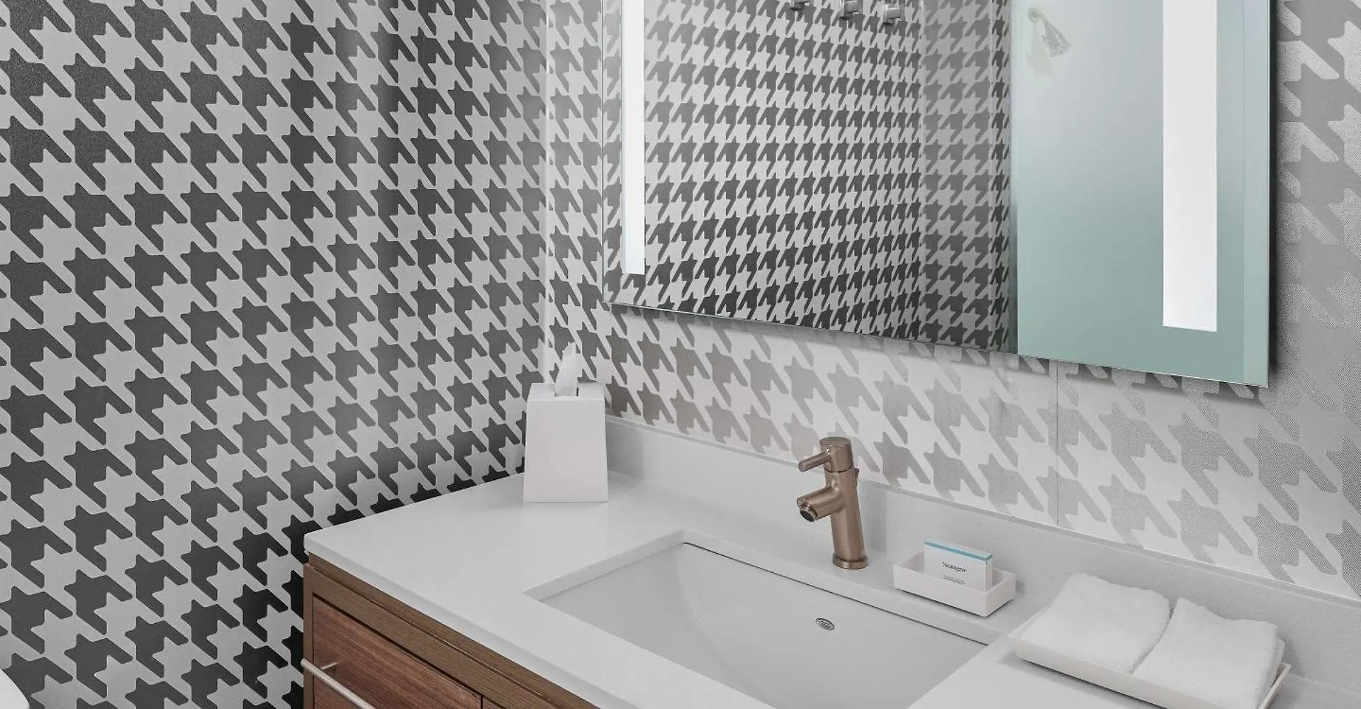 Home2 Suites By Hilton Ocean City Bayside Hotel